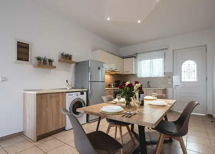 Lägenhet Stegna Bay *